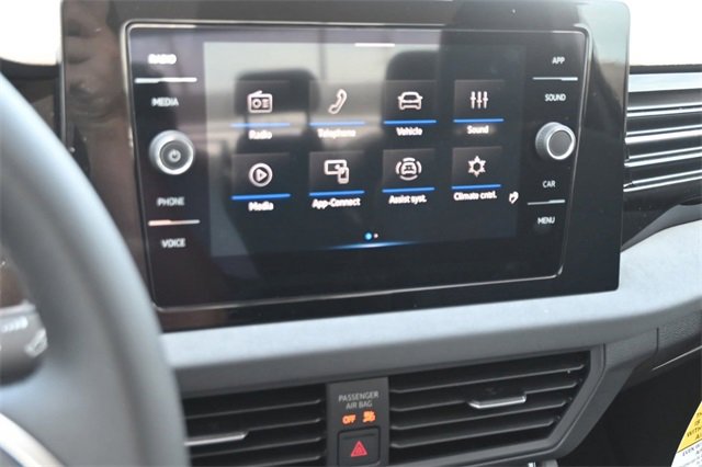 New 2025 Volkswagen Jetta SE image 15