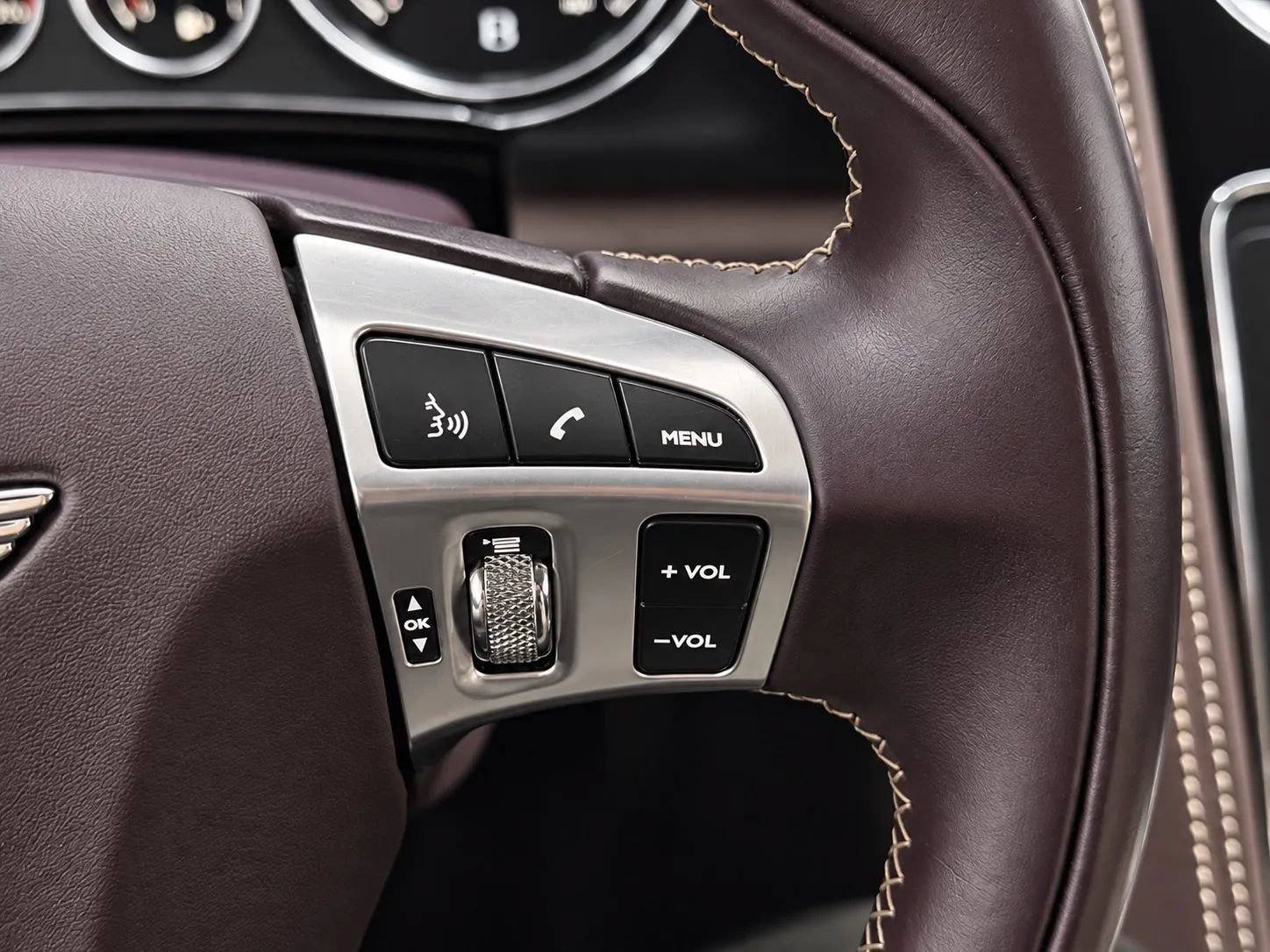 Used 2018 Bentley Flying Spur S W12 AWD/4WD image 30