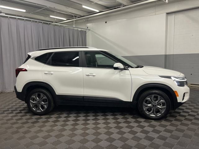 Certified 2024 Kia Seltos S image 4