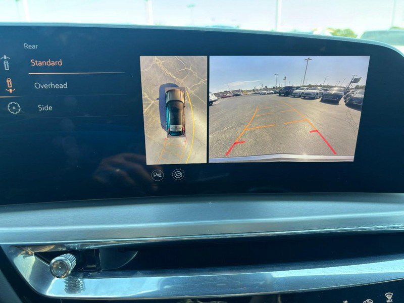 Used 2023 Cadillac Lyriq 2WD image 19