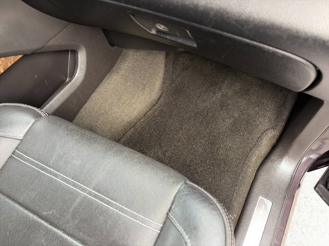 Used 2015 GMC Yukon XL Denali w/ Premium Package image 21