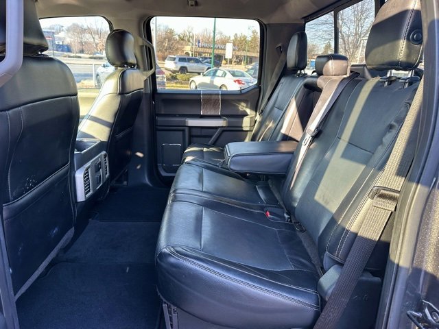 Used 2017 Ford F350 Lariat image 19