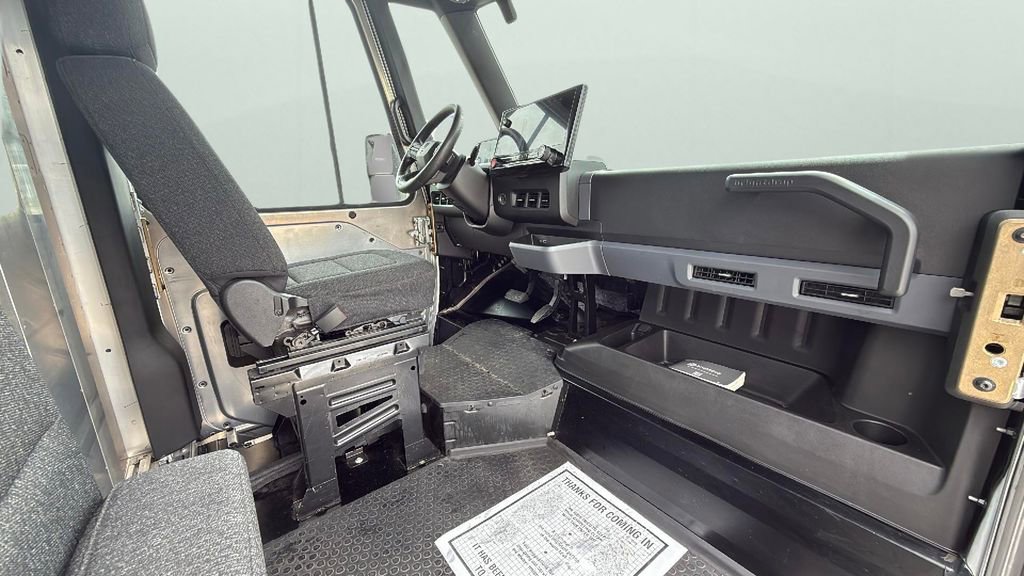 Used 2024 Chevrolet Brightdrop 600 w/ Battery Pack, Max Range image 31