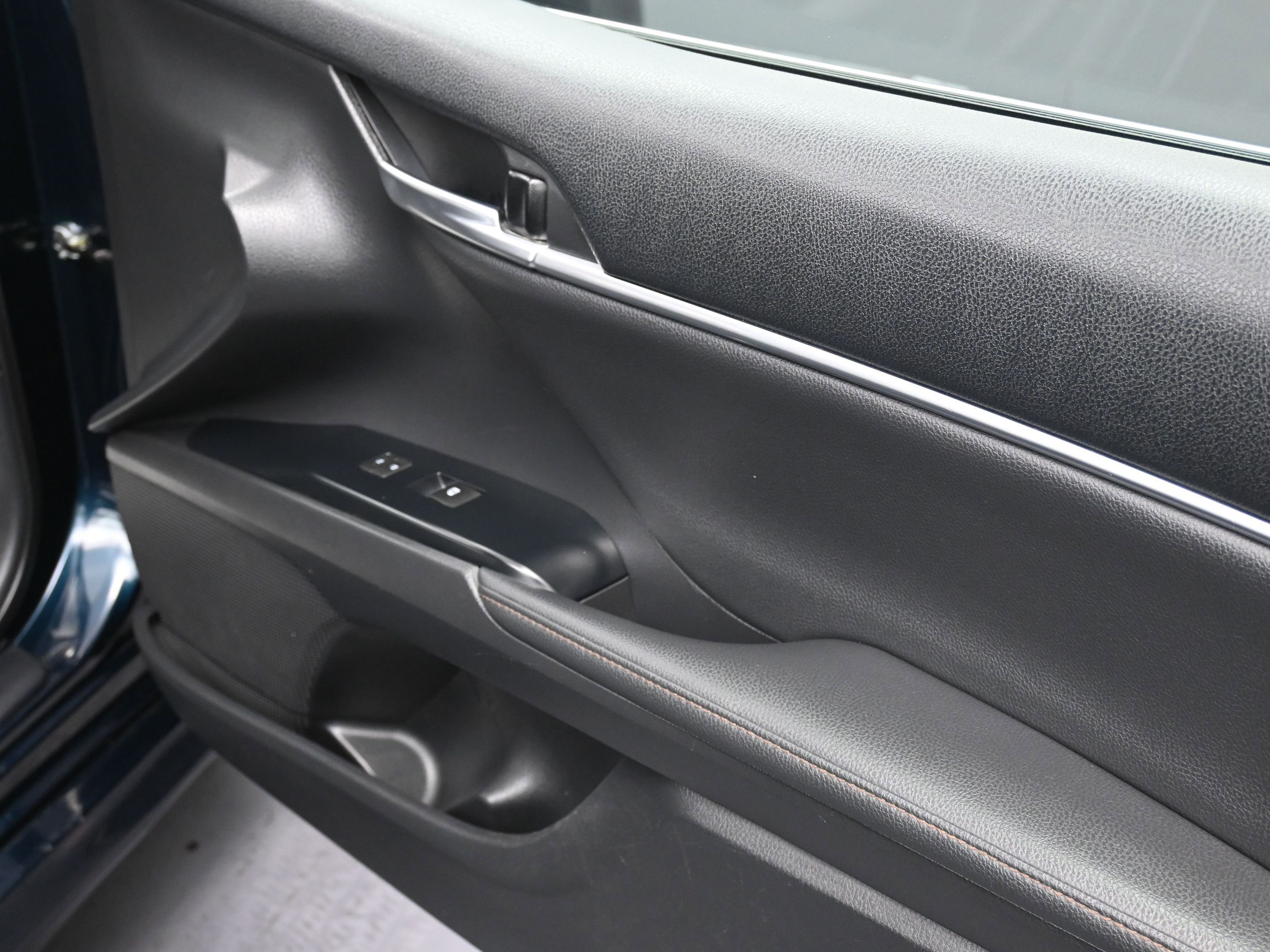 Used 2020 Toyota Camry XLE image 26