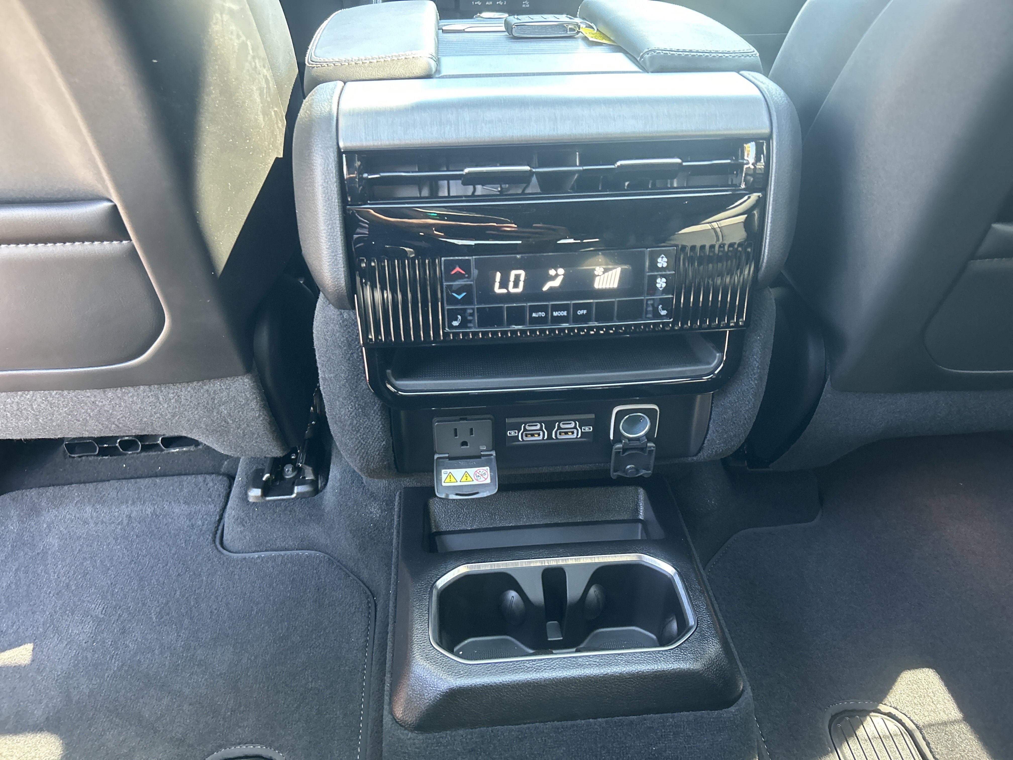 New 2026 Jeep Grand Wagoneer Limited image 40