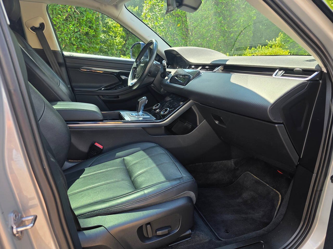 Used 2020 Land Rover Range Rover Evoque S AWD/4WD image 36