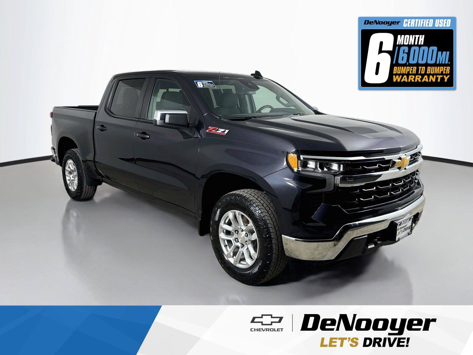Used 2024 Chevrolet Silverado 1500 LT w/ Z71 Off-Road Package AWD/4WD image 1