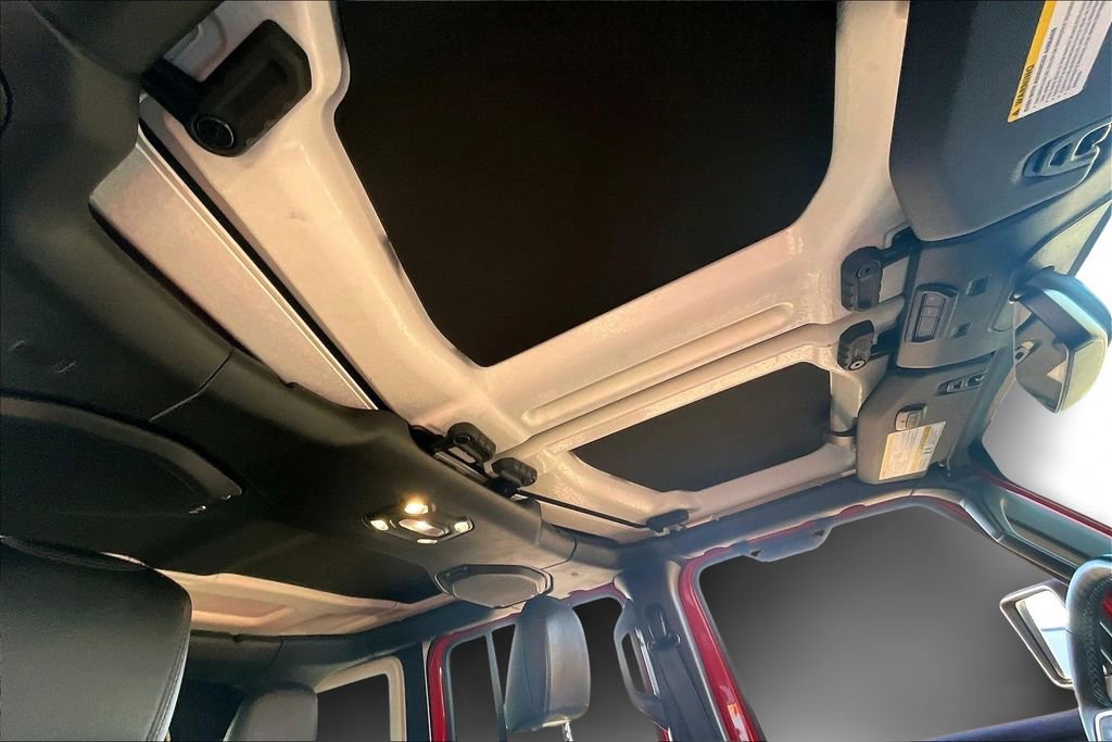 Used 2023 Jeep Wrangler Unlimited Sahara w/ Cold Weather Group image 25