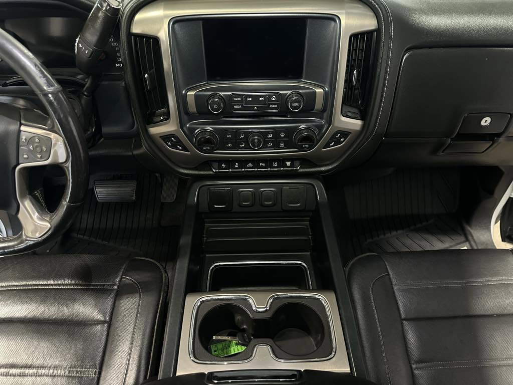 Used 2018 GMC Sierra 2500 Denali w/ Duramax Plus Package image 9