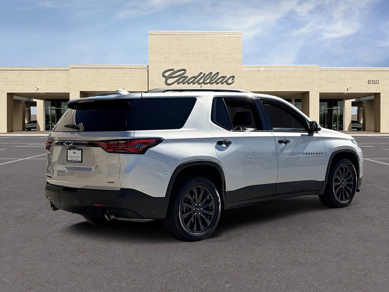 Used 2022 Chevrolet Traverse RS FWD image 5