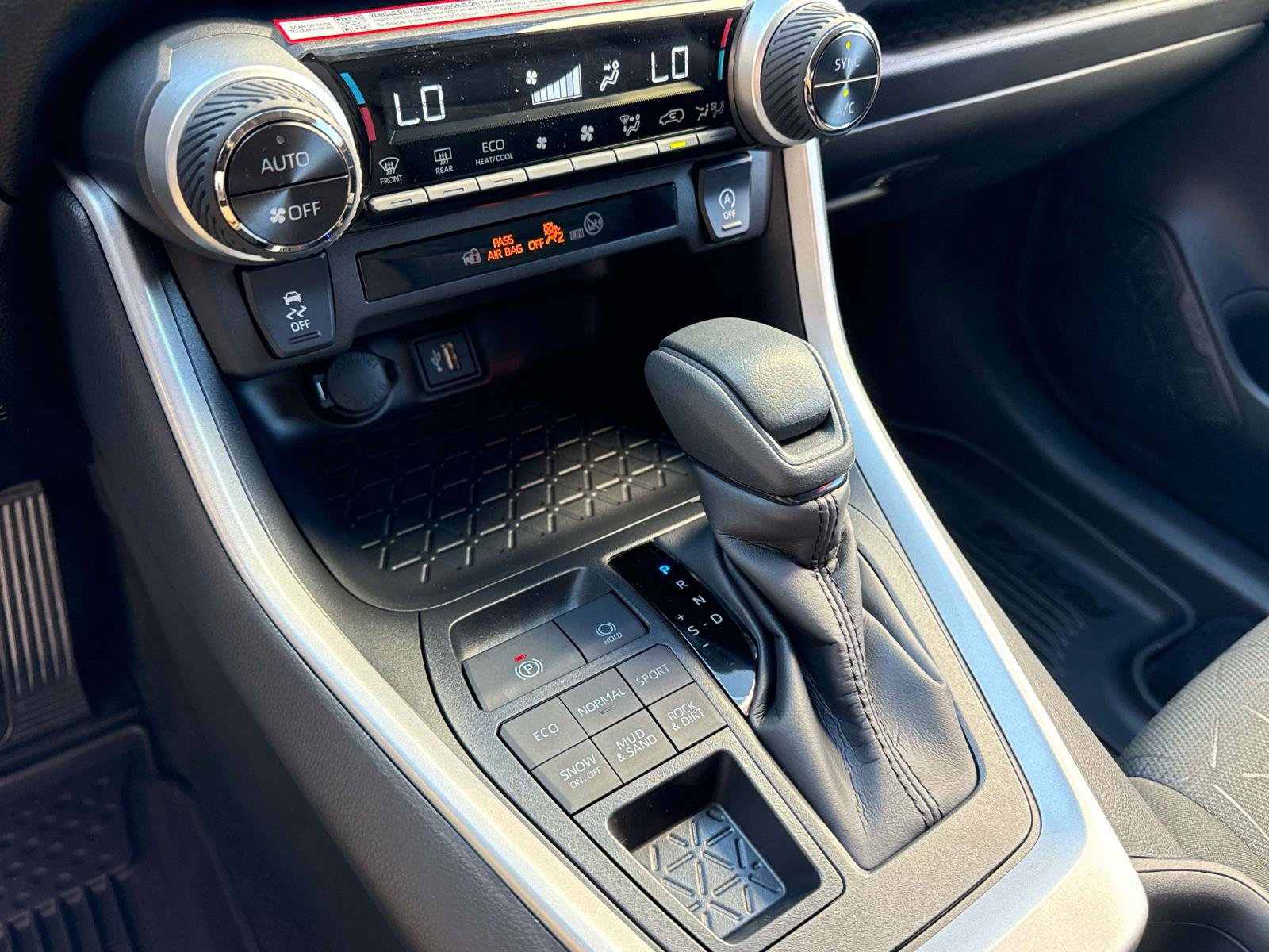 New 2025 Toyota RAV4 XLE image 24