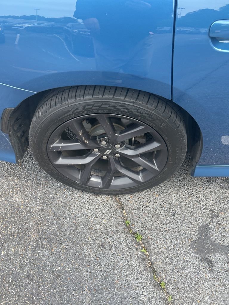 Used 2020 Dodge Charger R/T w/ Blacktop Package image 7