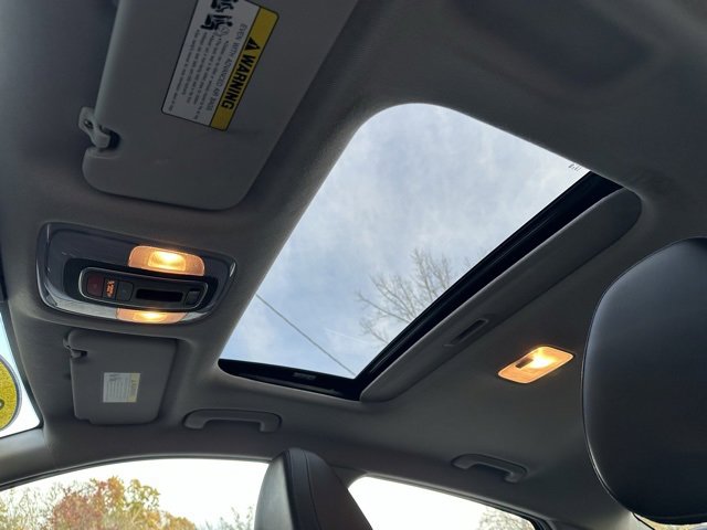 Used 2023 Hyundai Elantra Limited image 20