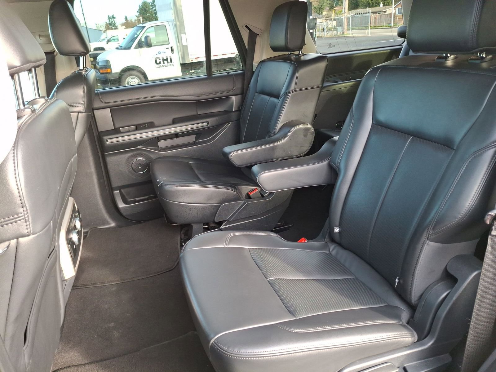Used 2024 Ford Expedition XLT image 20