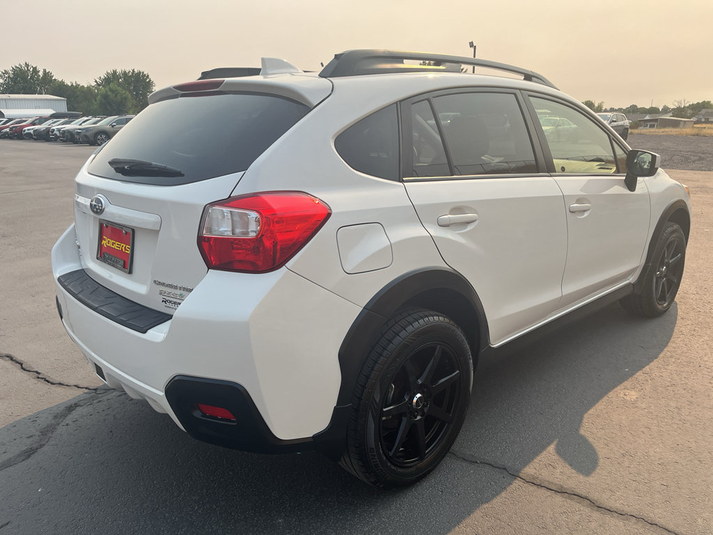Used 2017 Subaru Crosstrek 2.0i Premium AWD/4WD image 4
