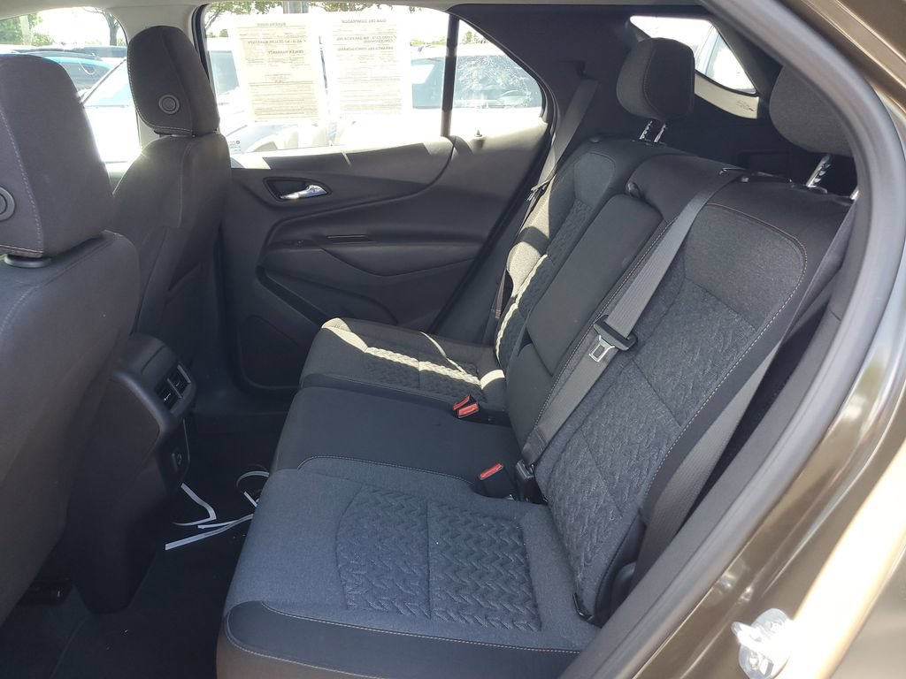 Used 2023 Chevrolet Equinox LT FWD image 18