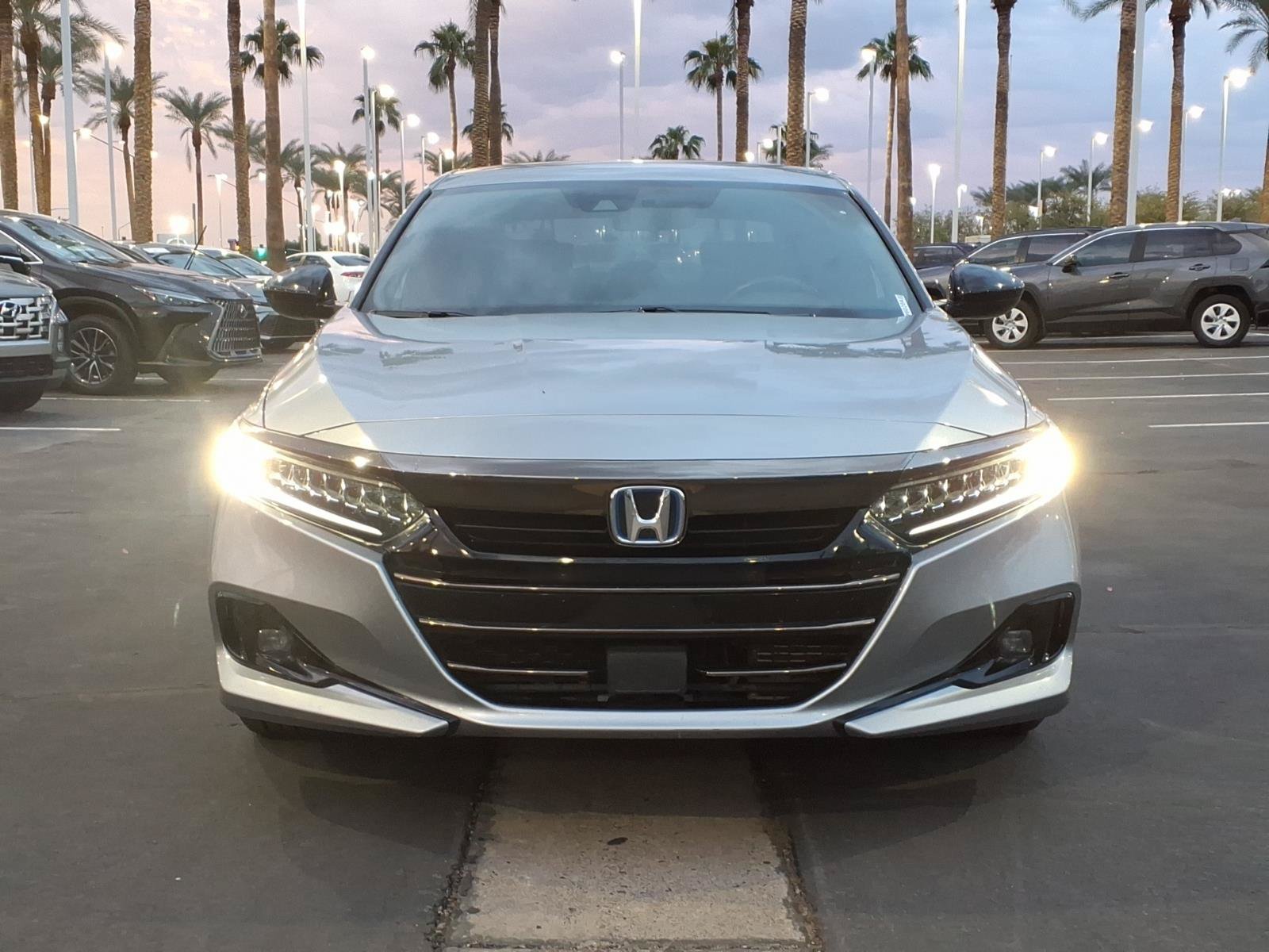 Used 2022 Honda Accord Sport image 2