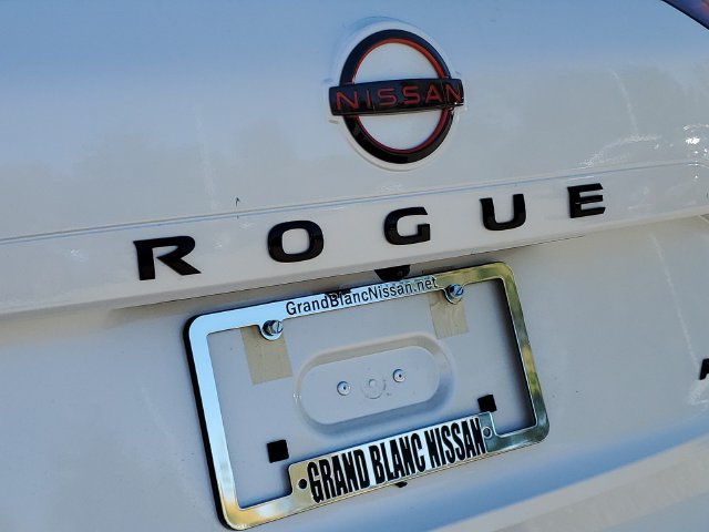 New 2026 Nissan Rogue SV w/ Rock Creek Premium Package AWD/4WD image 34