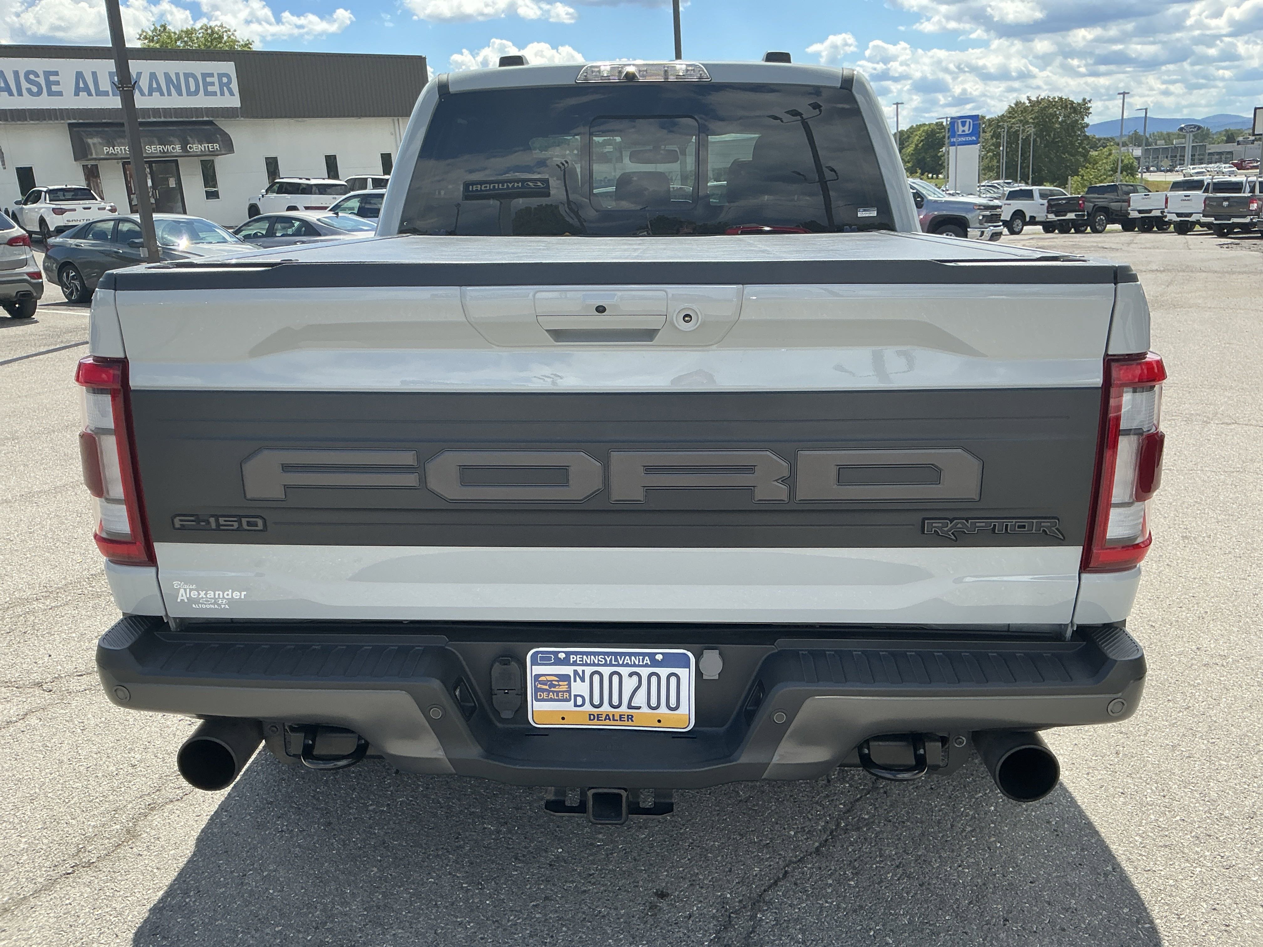 Used 2023 Ford F150 Raptor w/ Raptor Carbon Fiber Package image 4