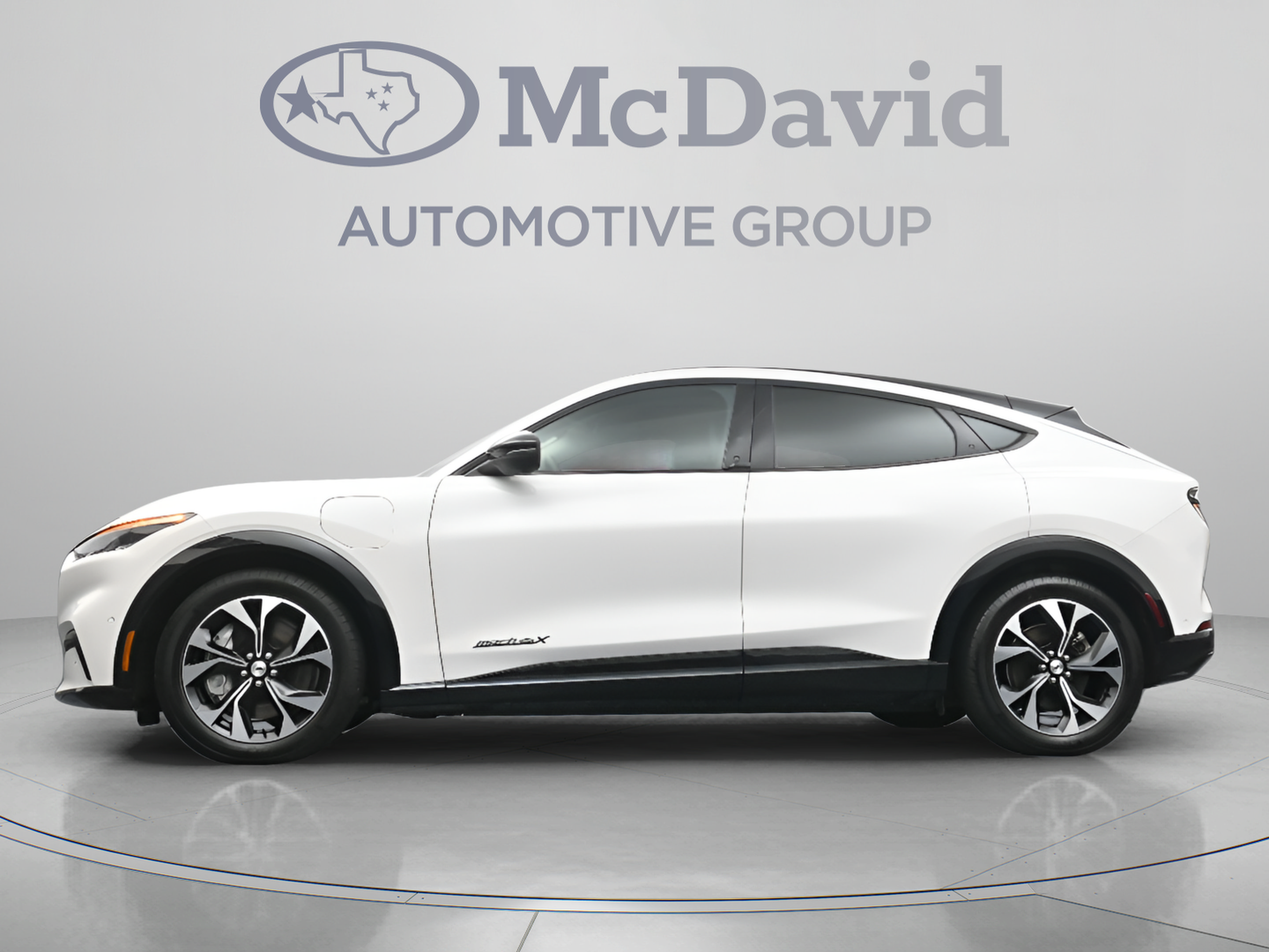 Used 2023 Ford Mustang Mach-E Premium AWD/4WD image 28