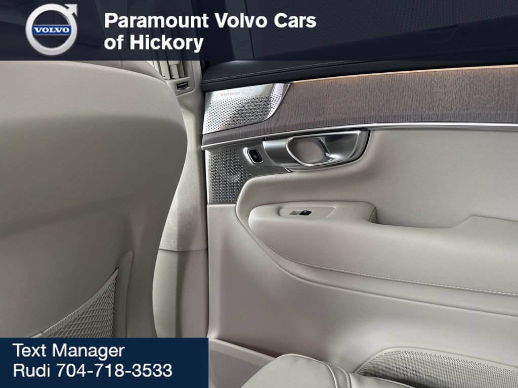 New 2026 Volvo XC90 B6 Ultra w/ Lounge Package image 18