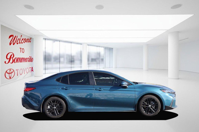 New 2026 Toyota Camry SE image 5