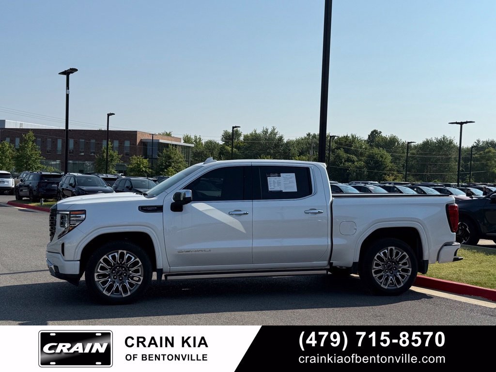 Used 2023 GMC Sierra 1500 Denali Ultimate AWD/4WD image 4