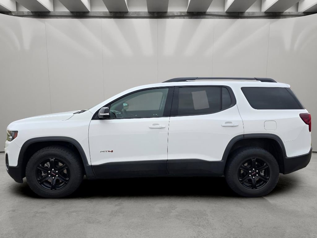 Used 2023 GMC Acadia AT4 w/ Preferred Package AWD/4WD image 2