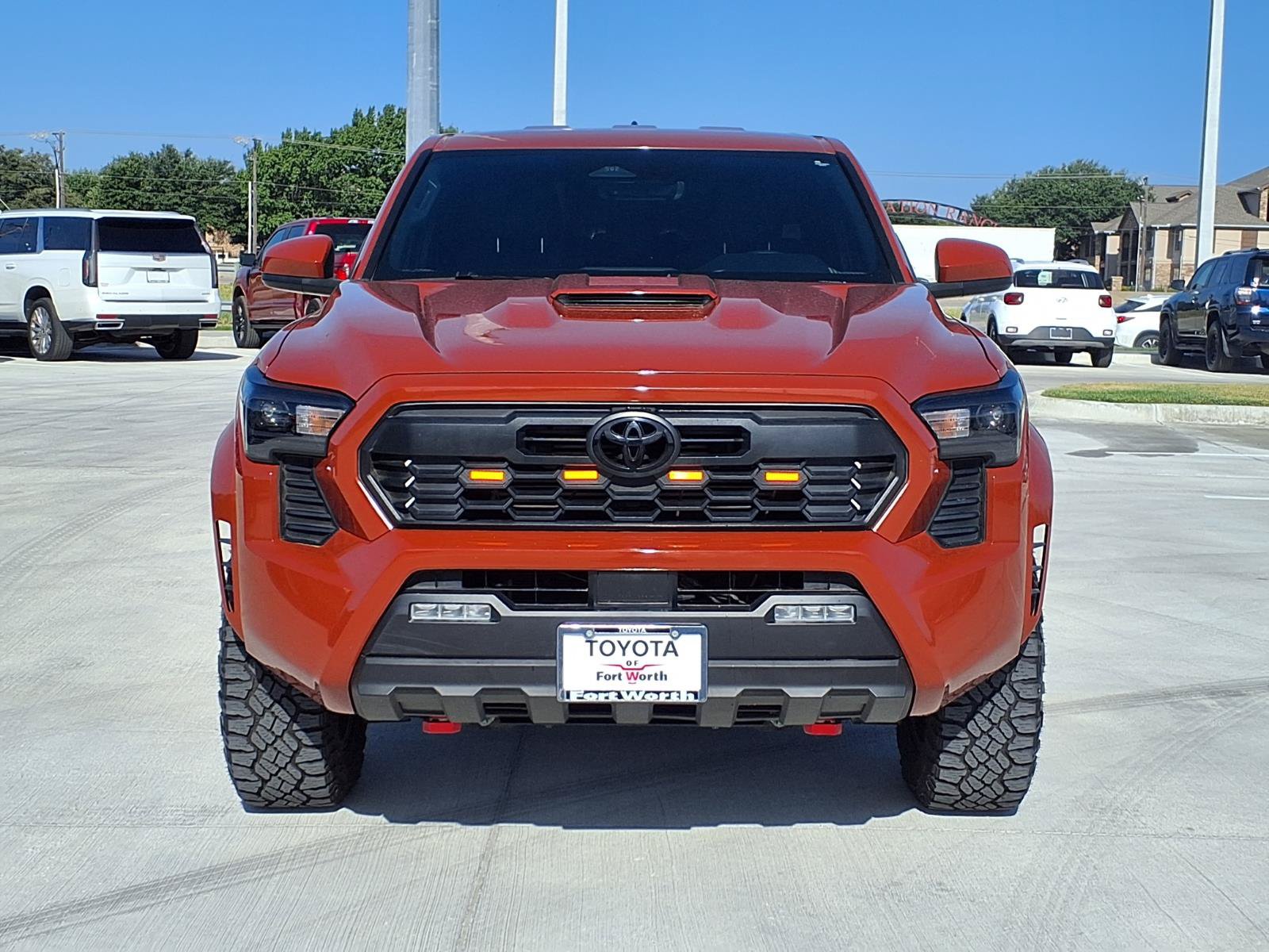 Used 2025 Toyota Tacoma TRD Sport AWD/4WD image 2