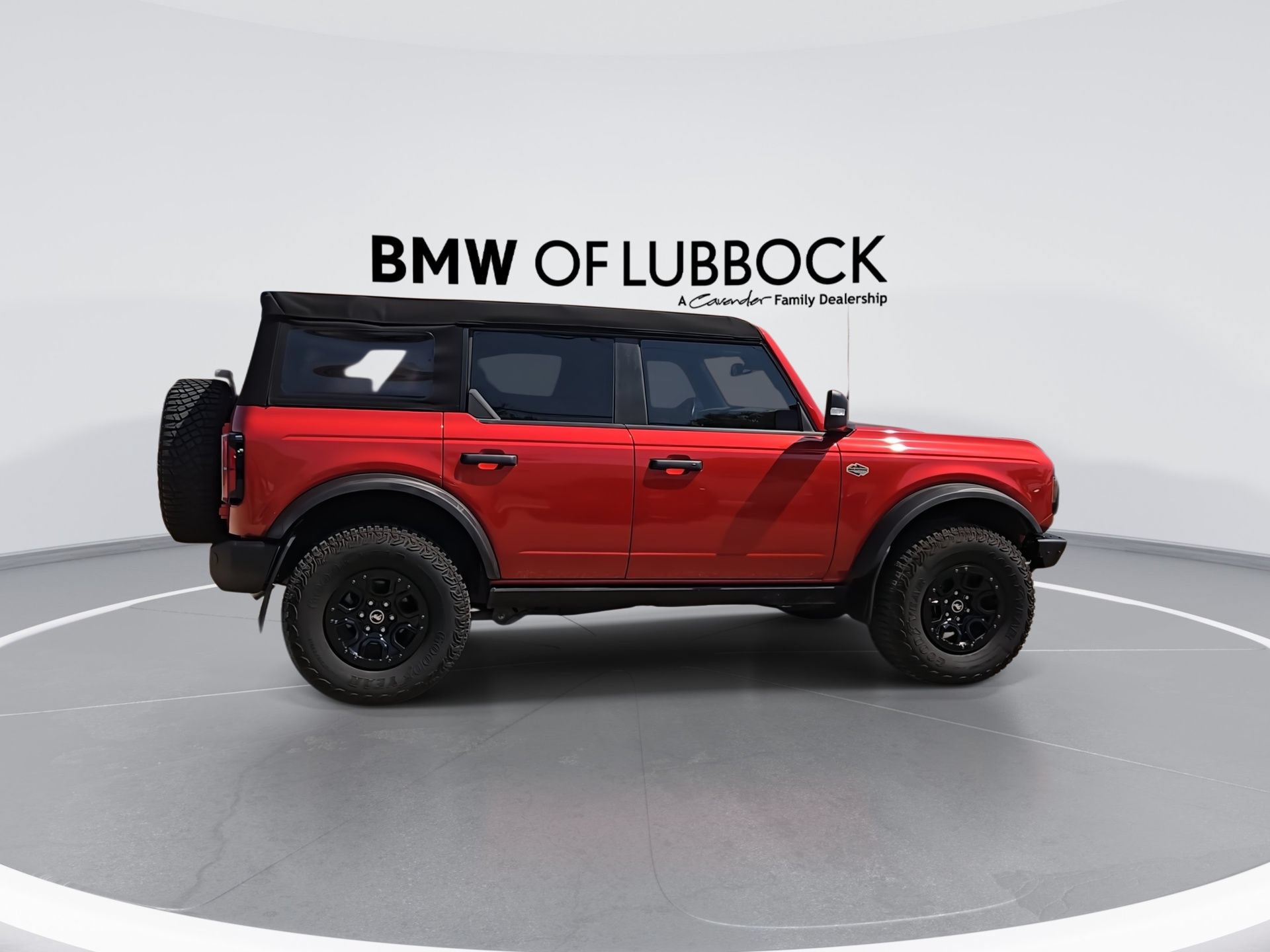 Used 2024 Ford Bronco Wildtrak AWD/4WD image 9