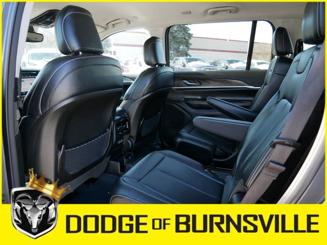 Used 2023 Jeep Grand Cherokee L Limited image 17