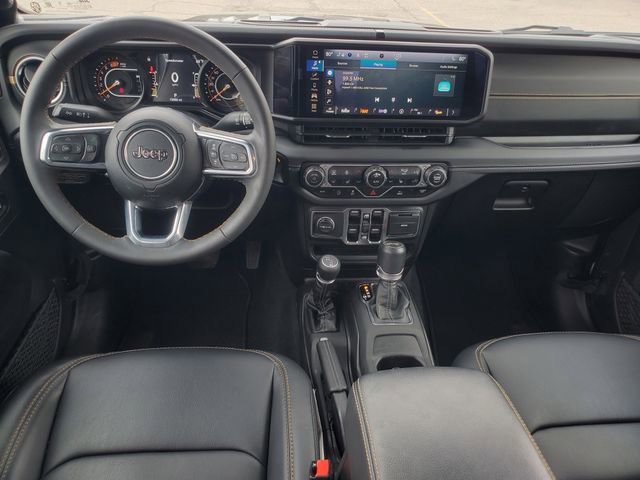 Used 2024 Jeep Wrangler Sahara image 28