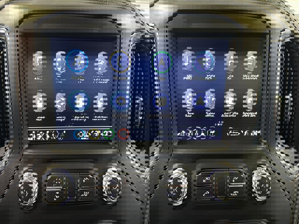 Certified 2021 GMC Sierra 2500 AT4 w/ AT4 Premium Plus Package image 15