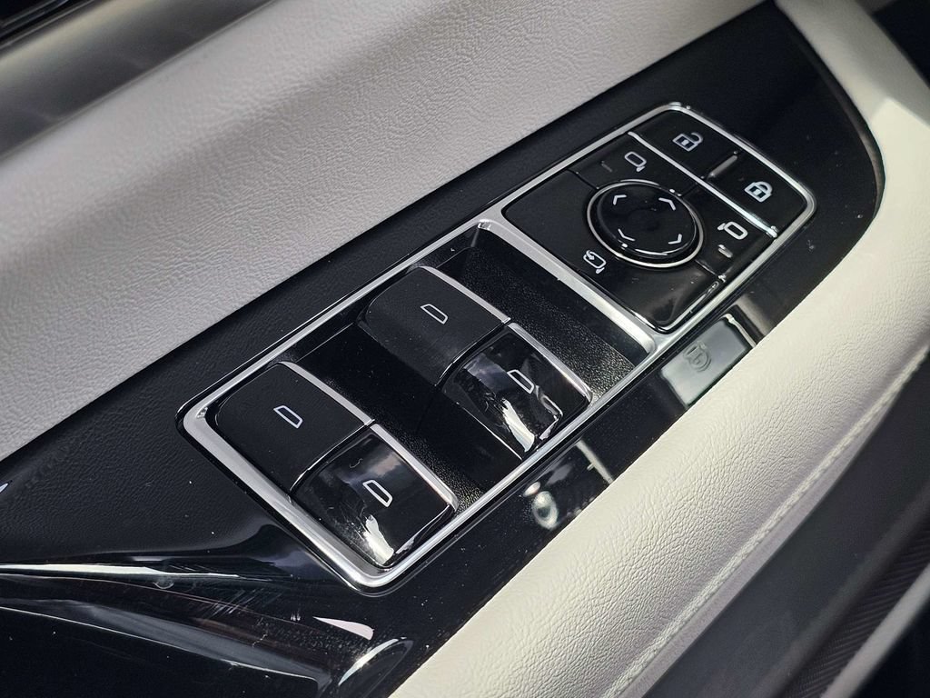 New 2027 Cadillac Vistiq Sport AWD/4WD image 34