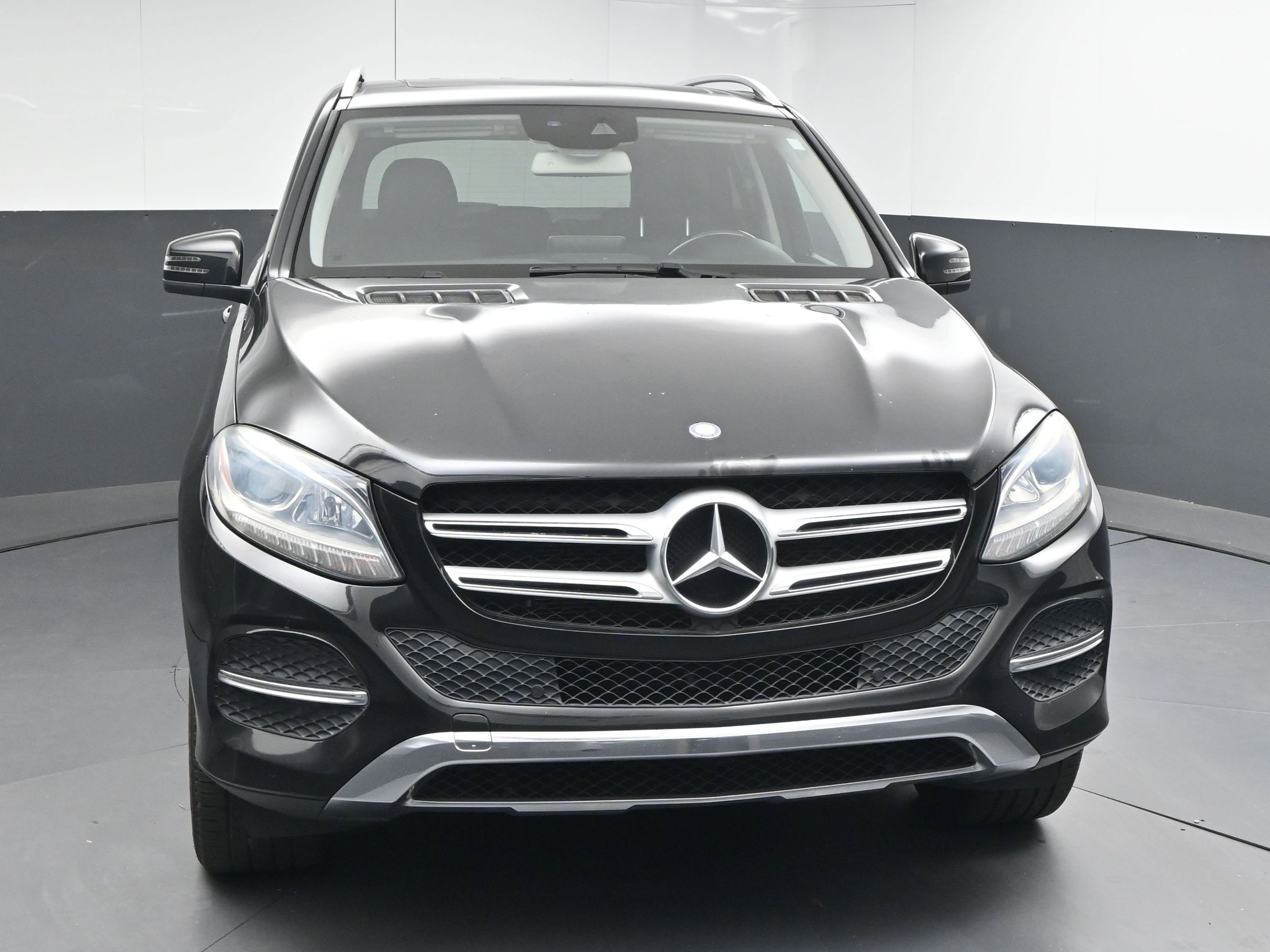 Used 2016 Mercedes-Benz GLE 350 GLE 350 w/ Premium Package image 2