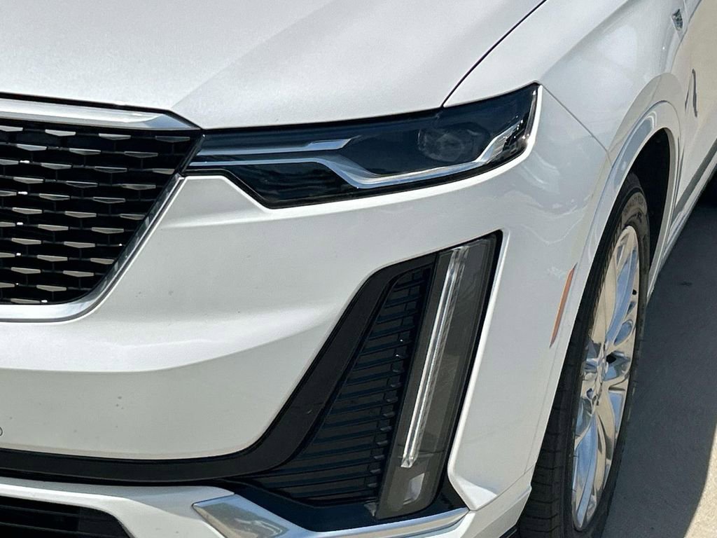 Certified 2023 Cadillac XT6 Premium Luxury AWD/4WD image 9