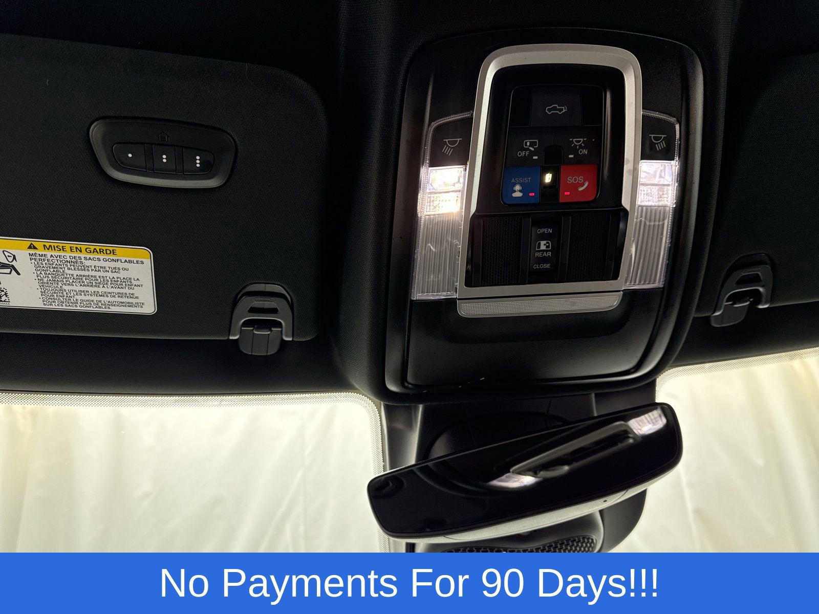 Used 2023 RAM 1500 Laramie AWD/4WD image 32