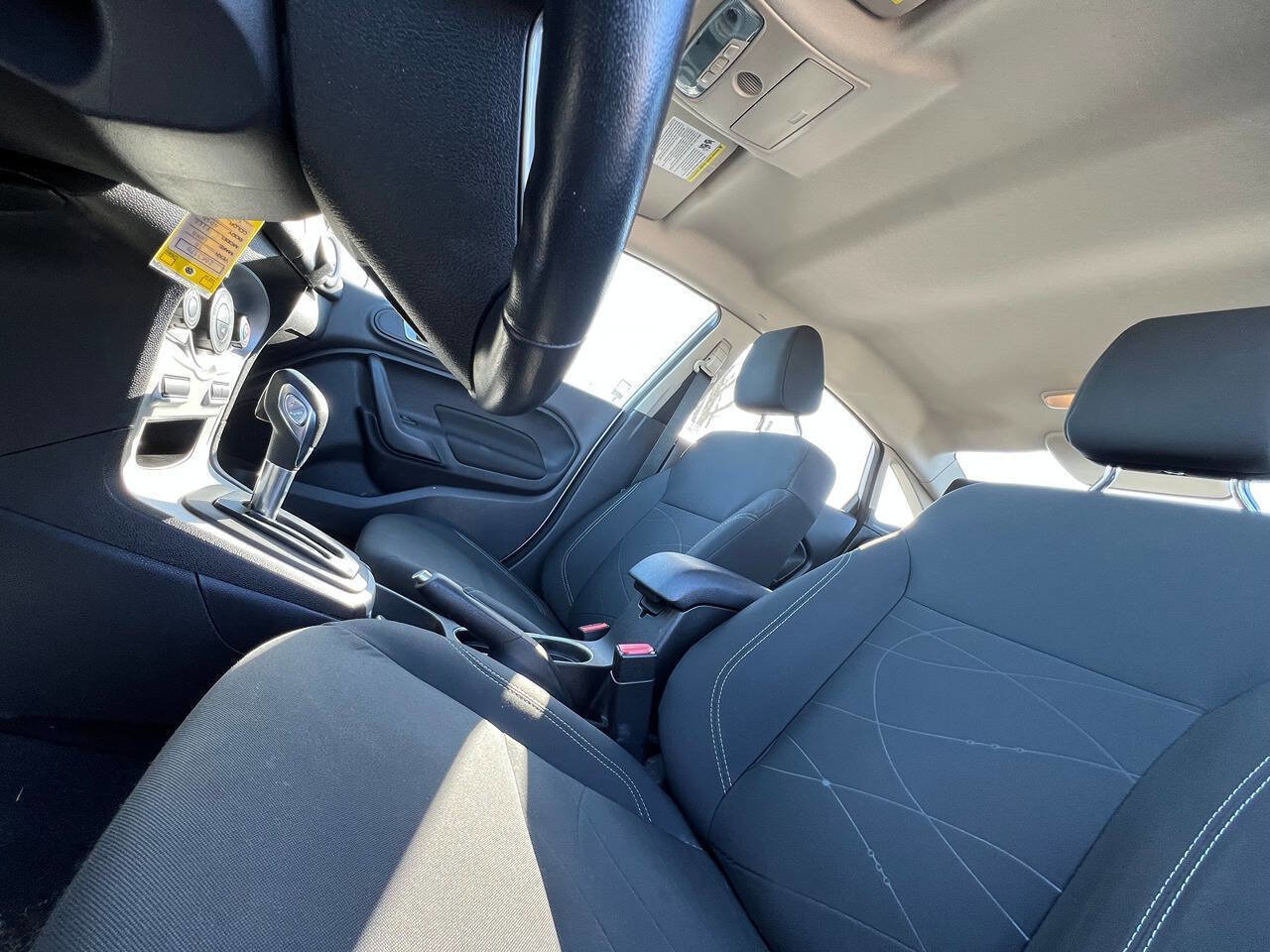 Used 2016 Ford Fiesta SE FWD image 22