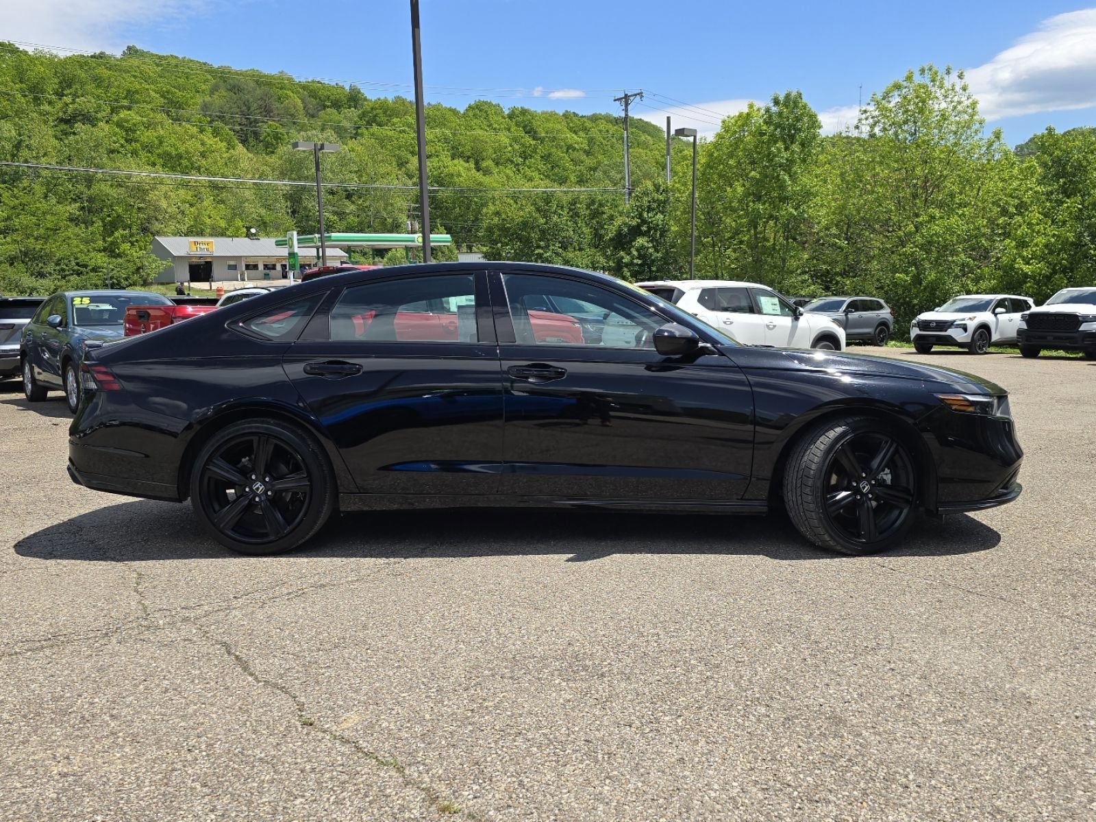 Used 2024 Honda Accord Sport image 19