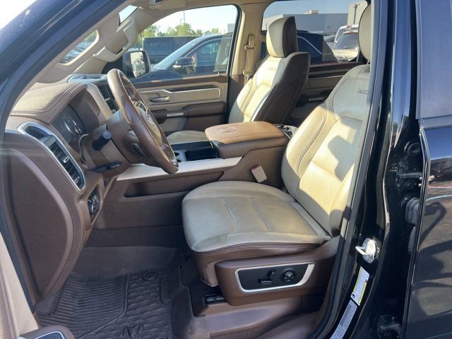 Used 2019 RAM 1500 Laramie AWD/4WD image 9