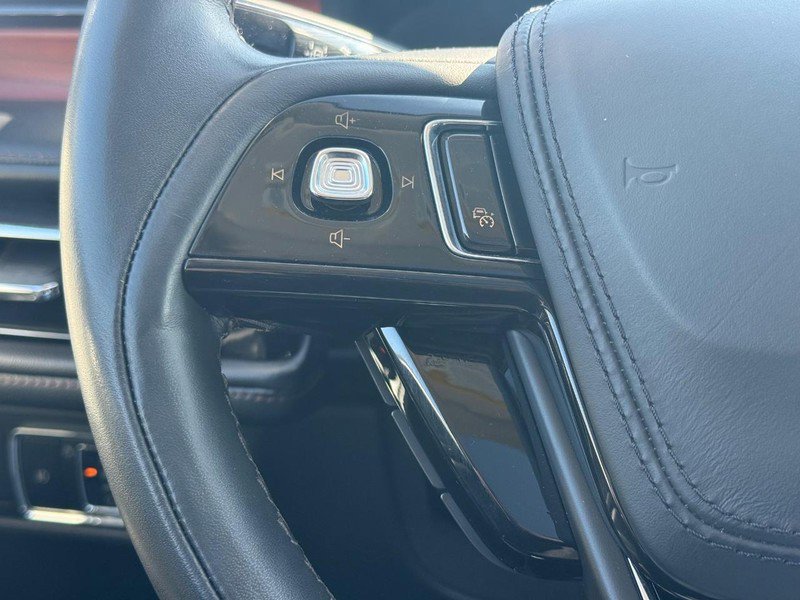 Certified 2023 Lincoln Aviator Reserve w/ Equipment Group 201A image 14