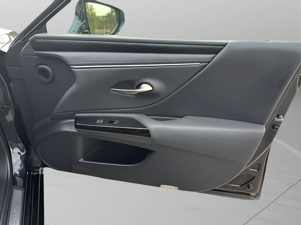 Used 2024 Lexus ES 350 w/ Premium Package image 13