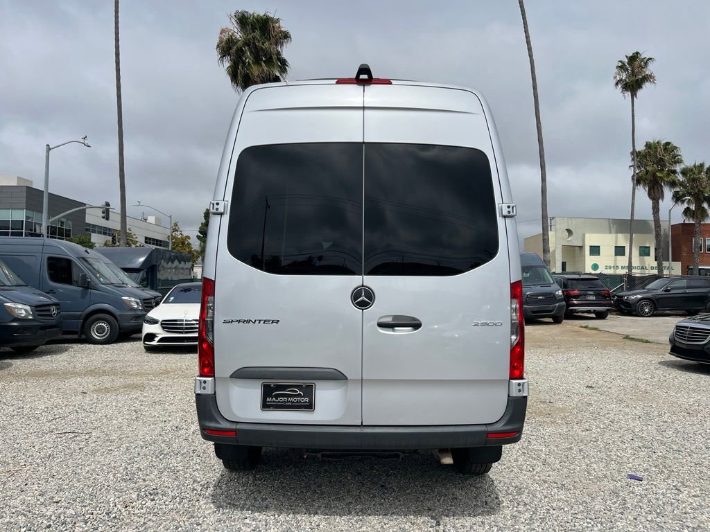 Used 2019 Mercedes-Benz Sprinter 2500 image 9