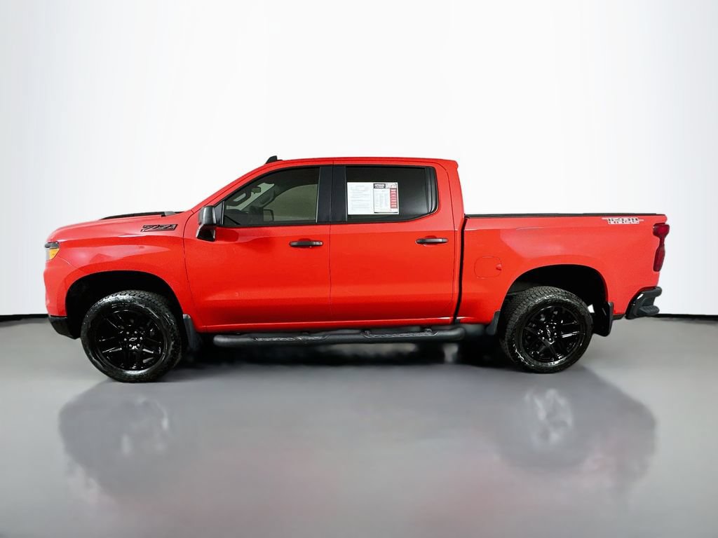 Used 2026 Chevrolet Silverado 1500 Custom Trail Boss w/ Turbomax Blackout Package AWD/4WD image 5
