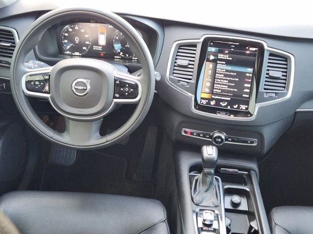Used 2020 Volvo XC90 T6 Momentum image 28