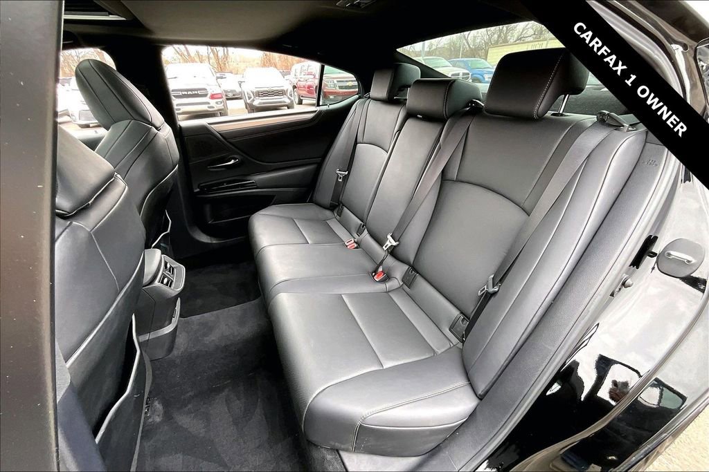 Used 2023 Lexus ES 350 F Sport w/ Accessory Package (Z2) image 21