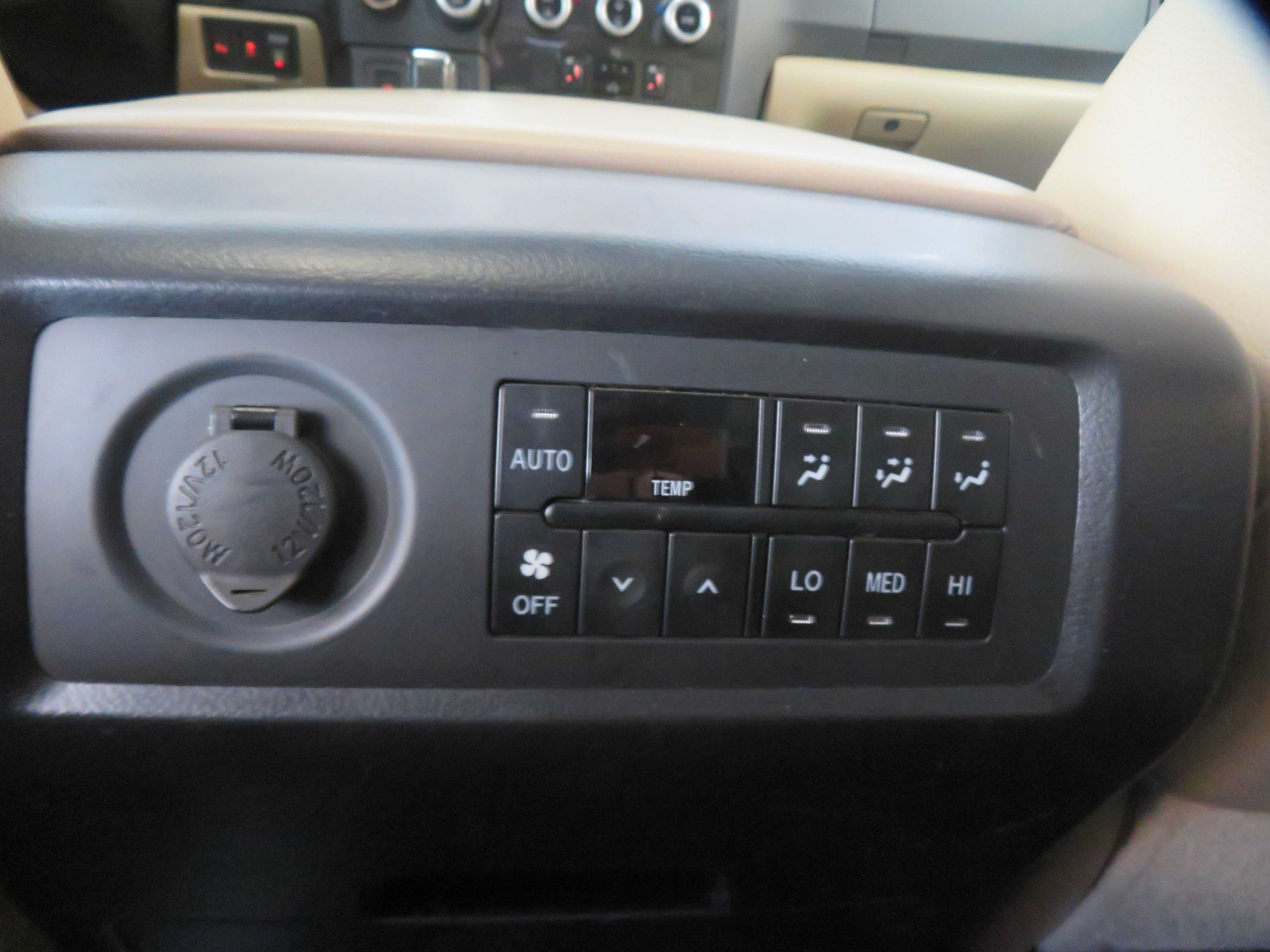 Used 2020 Toyota Sequoia Limited w/ Safety & Convenience Package AWD/4WD image 63