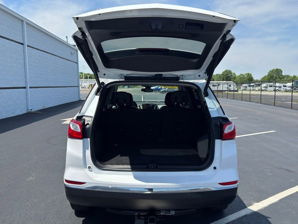 Used 2018 Chevrolet Equinox Premier FWD image 10