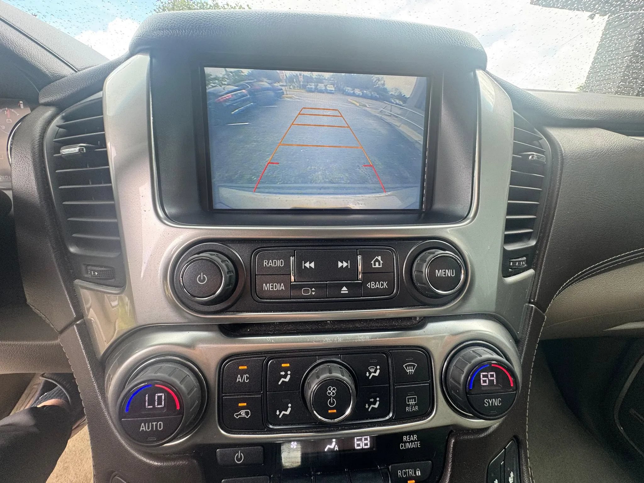 Used 2017 Chevrolet Tahoe LT RWD image 22