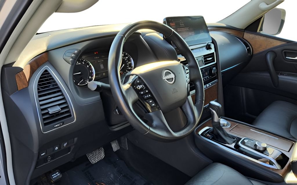 Used 2024 Nissan Armada SL AWD/4WD image 18